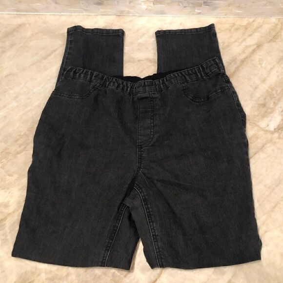 Style & Co Black Stretchy Jeans - Picture 2 of 3